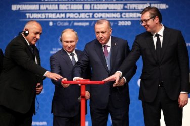 Петков нарежда проверка на "Южен/Турски поток" като корупционен инструмент на Путин