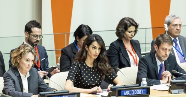 Адвокатката в областта на правата на човека Амал Клуни призова