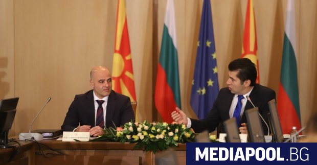 Невъзможността на България да регулира отношенията си със Северна Македония