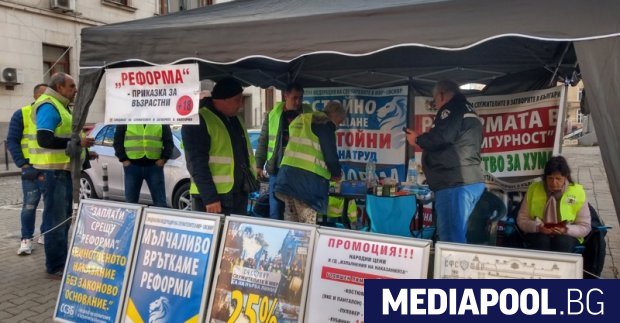 Полицаи и надзиратели ще излязат на национален протест на 12