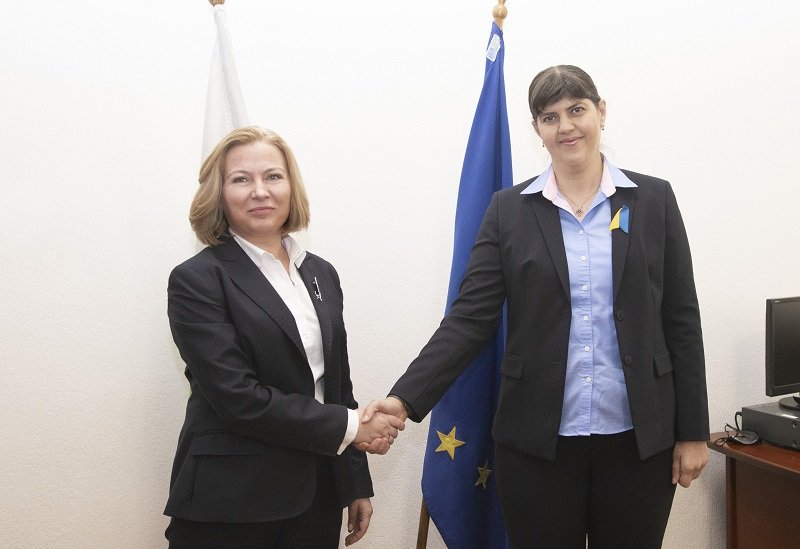 Правосъдният министър Надежда Йорданова и главният прокурор на ЕС Лаура Кьовеши