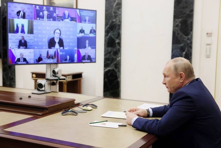 Владимир Путин в конферентна връзка за нефтения бизнес, сн. ТАСС