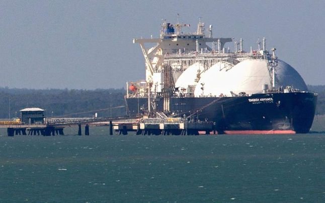 България ще внася от САЩ газ на по-ниски цени от руския. Два танкера пристигат през юни