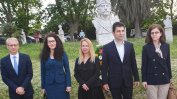 Кирил Петков се среща с македонския си колега в Рим