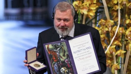 Руски журналист продаде нобеловата си награда на търг, за да помогне на децата на Украйна