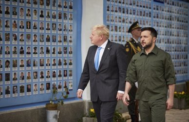 Изненадваща визита на Борис Джонсън в Киев
