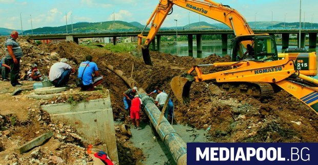 След редица корекции на бизнес плановете на водоснабдителните и канализационните