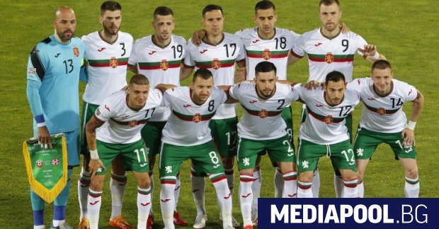 Българските футболни национали продължиха да копаят дъното записвайки реми в