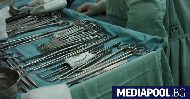 Майка и бебето ѝ са спасени със сложна операция в плевенската УМБАЛ