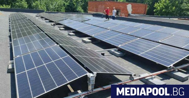 Община Пловдив пусна в експлоатация фотоволтаична централа с мощност 30