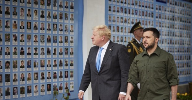 Британският премиер Борис Джонсън се срещна с украинския президент Володимир