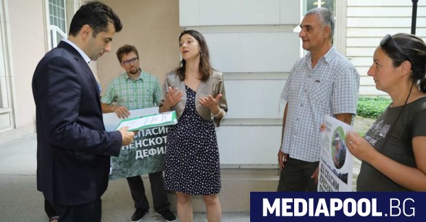 Премиерът Кирил Петков подкрепи искане последната отсечка от автомагистрала Струма