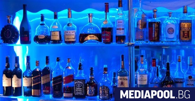 В Русия привършва вносният алкохол На руските ресторанти закупили алкохола