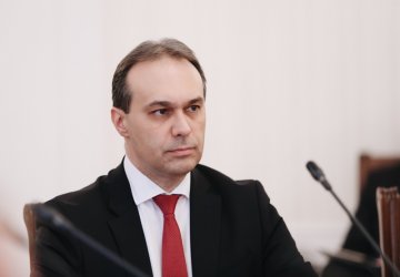 Военният министър: Митрофанова не уважава България