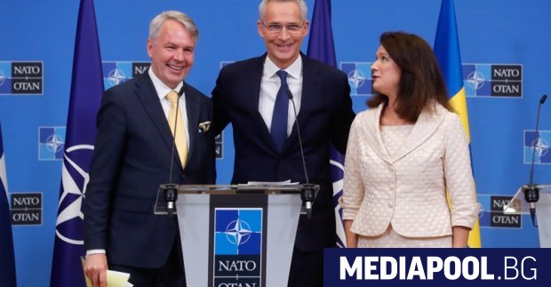 Вратите на НАТО остават отворени за европейските демокрации които са