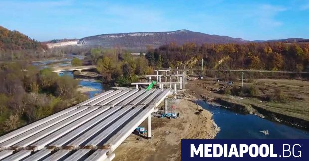 Общо 11 наказателни постановления е издала Дирекцията за национален строителен