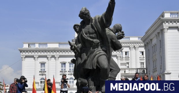 Лидерът на ВМРО ДПМНЕ Християн Мицкоски прогнозира че френското предложение за