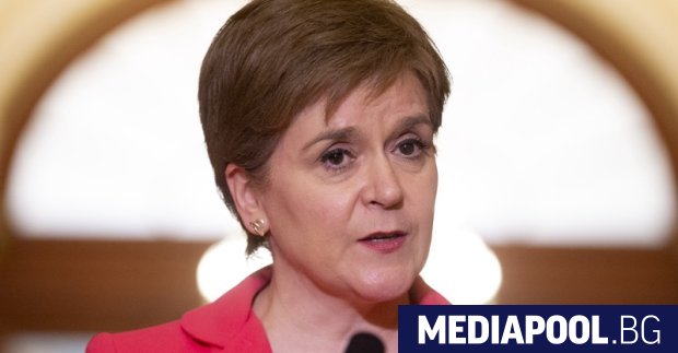 Първият министър на Шотландия Никола Стърджън заяви пред шотландските депутати