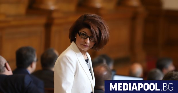 Председателят на парламентарната група на ГЕРБ Десислава Атанасова призова БСП