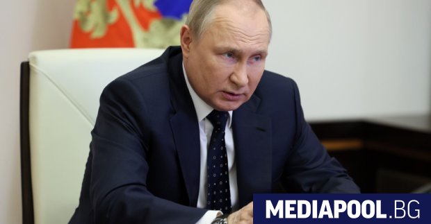 Руският президент Владимир Путин подписа закон според който преминаването на