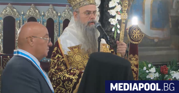 Пловдивският митрополит Николай обяви бизнесмена Георги Гергов за архонт на