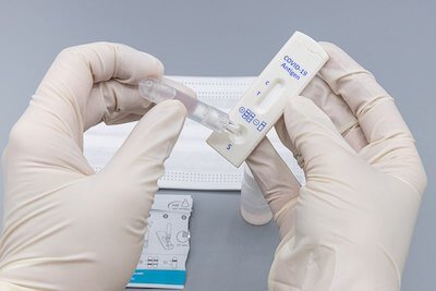 МЗ предлага личните лекари да могат да назначават антигенни тестове за Covid