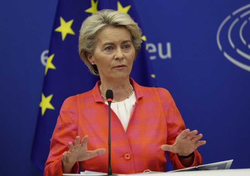 Урсула фон дер Лайен говори пред Европарламента в Страсбург, сн. ЕПА/БГНЕС