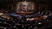 Сенатът в САЩ одобри знаков законопроект за контрол върху оръжията