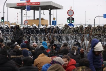 Полша отчита увеличение в броя на африканските мигранти, влизащи от Русия