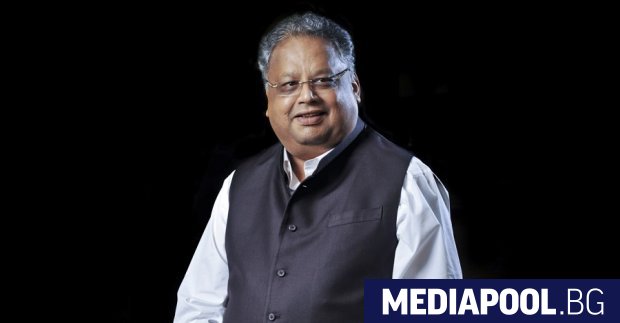 Борсовият инвеститор Ракеш Джунджунвала известен като индийския Уорън Бъфет е