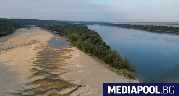 През последните седмици река Дунав поставя ежедневни рекорди за най ниски
