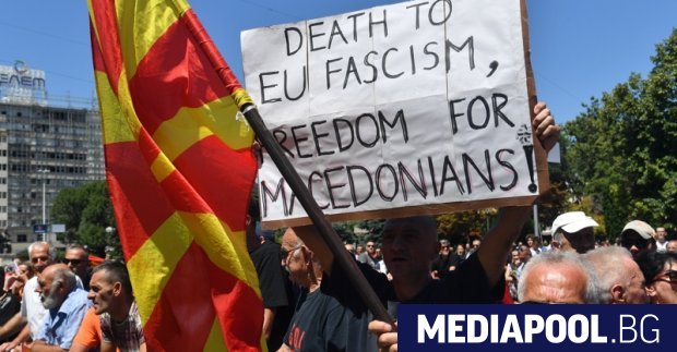 Политическото противопоставяне в Северна Македония се изостря все повече като