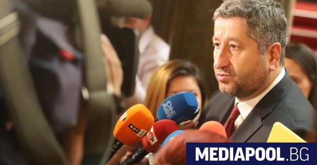 В българското общество няма да бъде допуснато скрита преориентация към