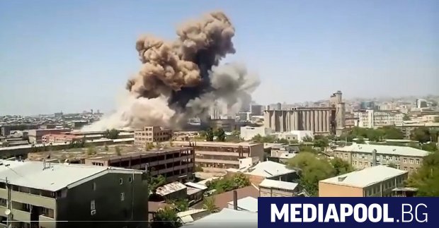 Силна експлозия е избухнала в търговския център Surmalu в столицата