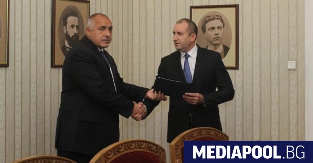 Четвъртото служебно правителство на президента Румен Радев прави своите първи