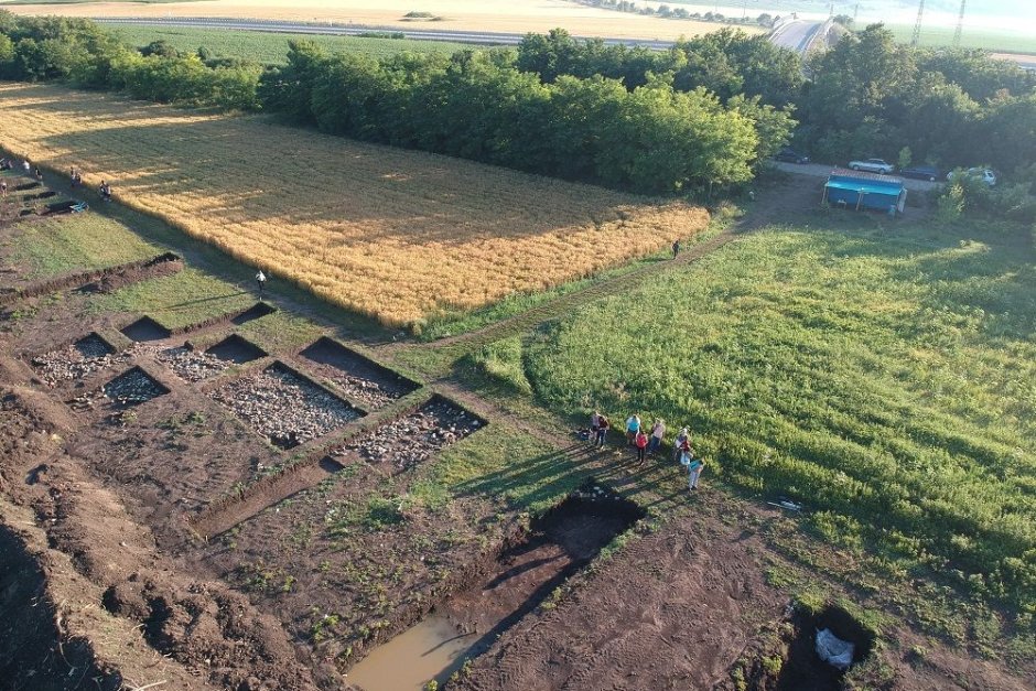 Десет археологически обекта са открити по жп линията Волуяк - Драгоман