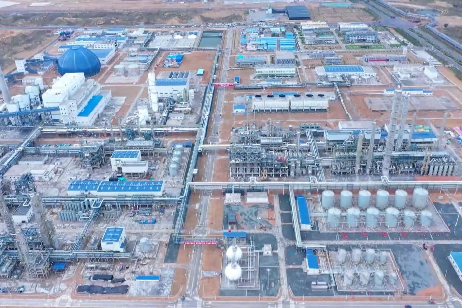 Китай открива най-големия завод за етанол от въглища