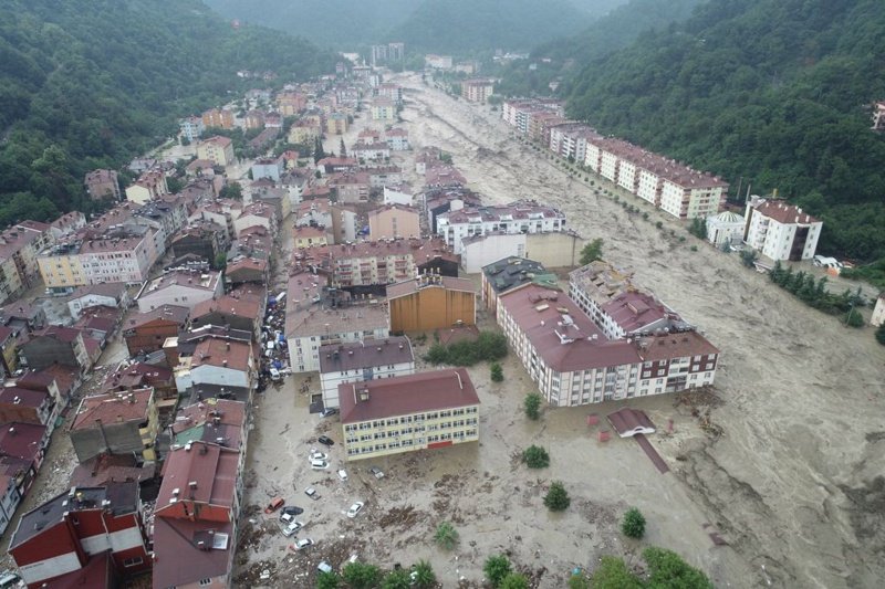 Загубите от природни бедствия са за 72 млрд. долара през първите 6 месеца на годината