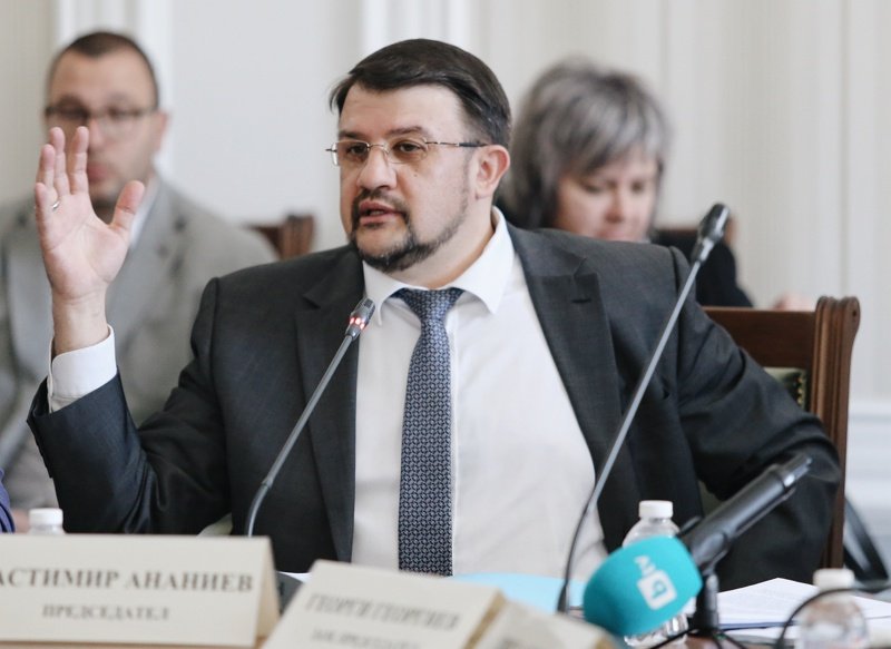 Председателят на регионалната комисия в парламента Настимир Ананиев