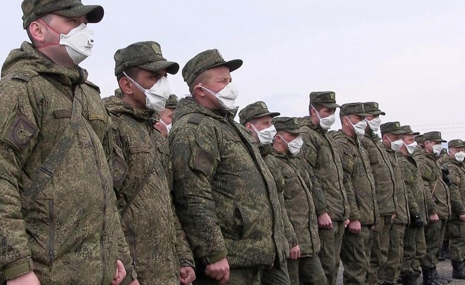 Руската армия е слаба в управлението на личния състав, показва войната в Украйна