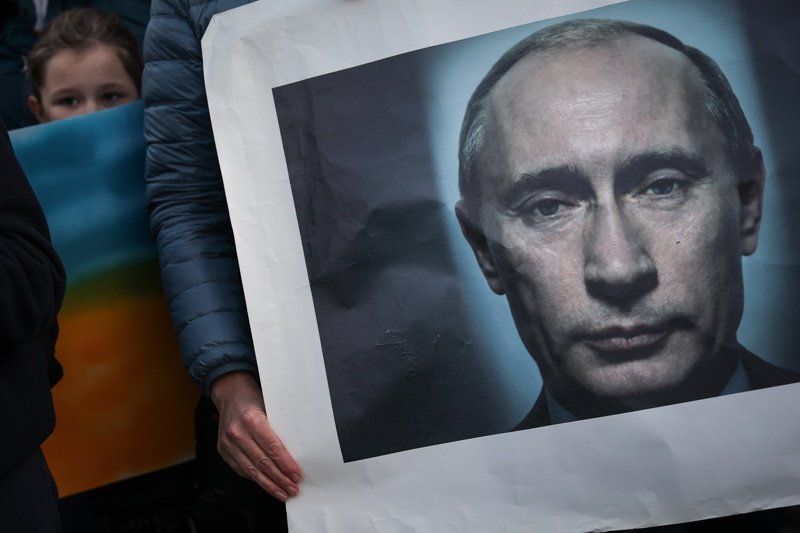 Варненският съд отказа да върне на Путин протестиращия руснак