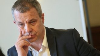 Сашо Йовков удължи престоя на Кошлуков начело на БНТ