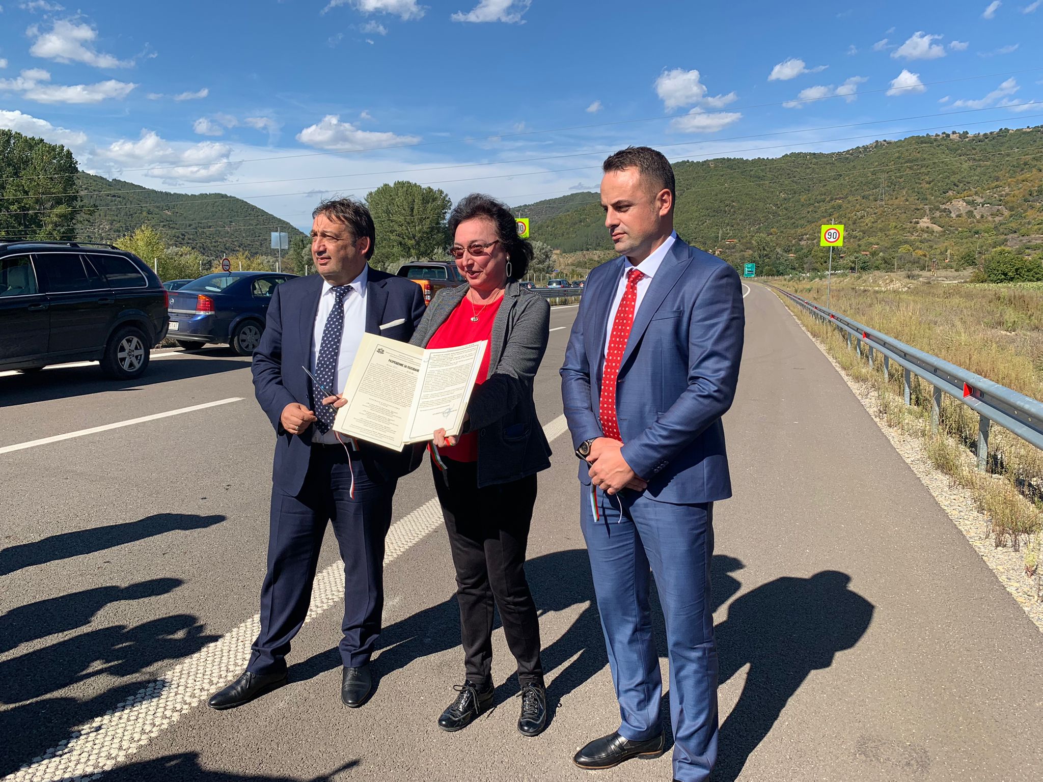Нов участък от 2.7 км от магистрала "Струма" се пуска в движение (видео)
