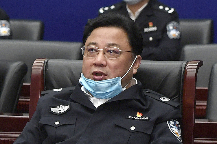 Бивш китайски заместник-министър на обществената сигурност е осъден на смърт за корупция