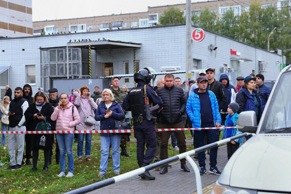 15 убити при стрелба в училище в руската република Удмуртия