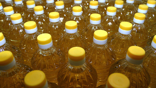 КЗК глоби търговски вериги за липсващо олио на промоционални цени