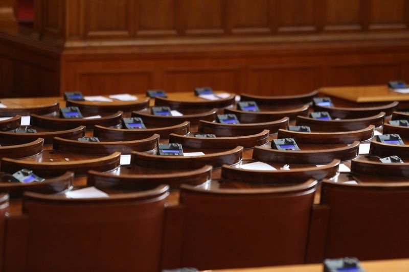 От ДБ готови да внесат 25 законопроекта още в първия ден на новия парламент