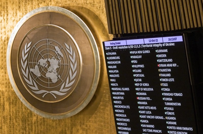 Резултатите от гласуването на резолюцията, с която ООН осъди опита на Русия да анексира украински територии. Сн. ЕПА/БГНЕС