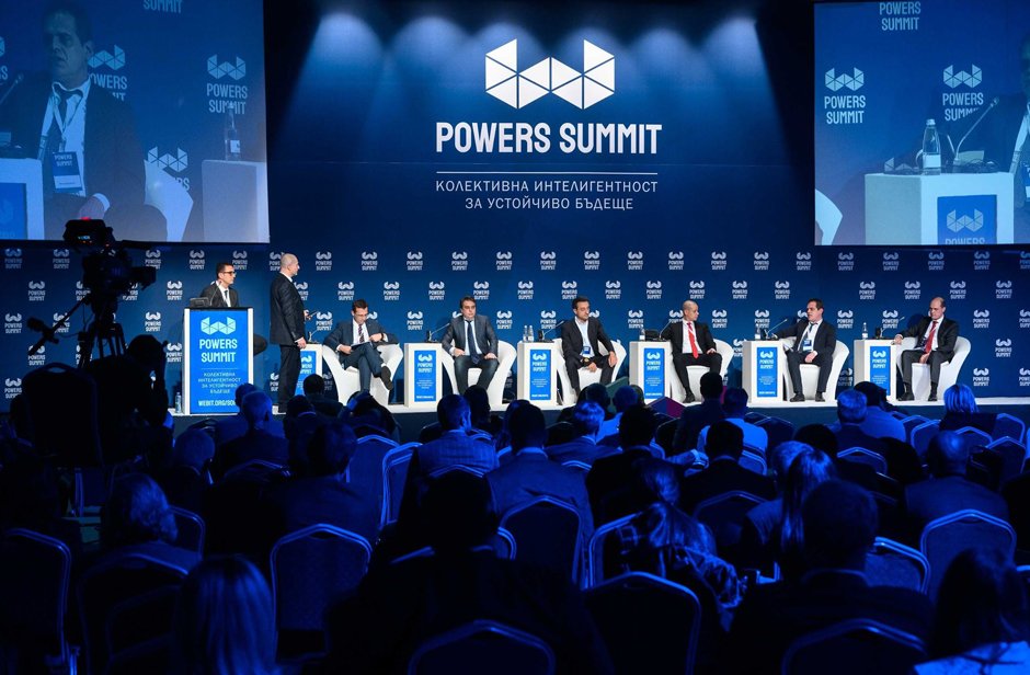 Властта се среща с бизнеса на "Powers Summit 2022"