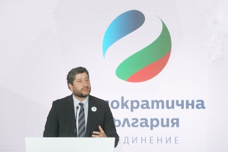 "Демократична България" официално отказа да участва в контактните групи за правителство